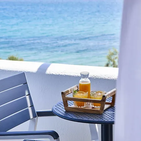 Contaratos Bay 3* Parikia (Paros)