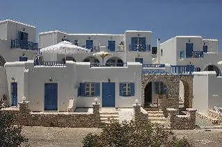 Contaratos Bay 3* Parikia (Paros)