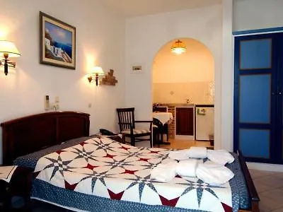 Hotel Contaratos Bay